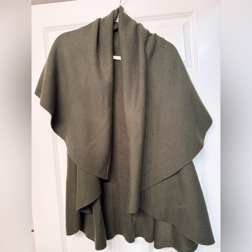 Chic Olive Women's Poncho